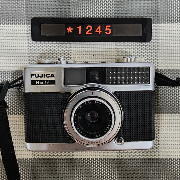 후지카 하프 필름카메라