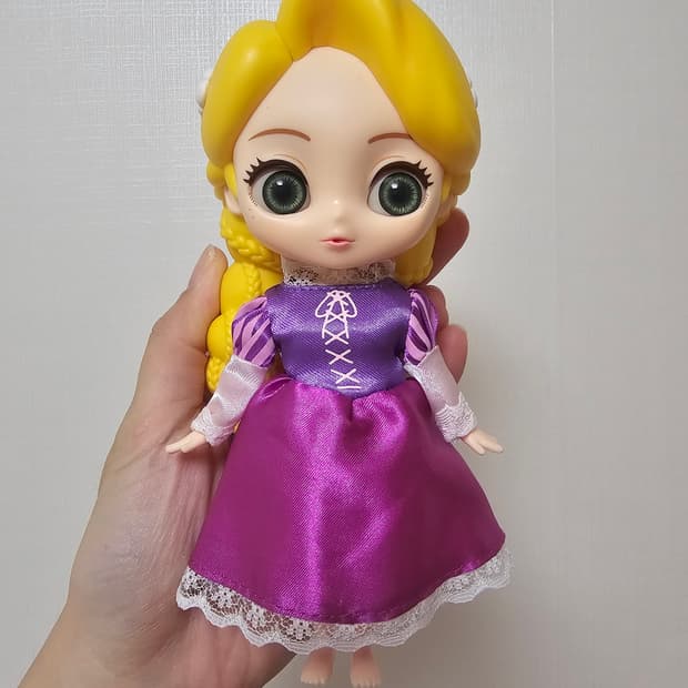 cuicui 쿠이쿠이 라푼젤 피규어 
