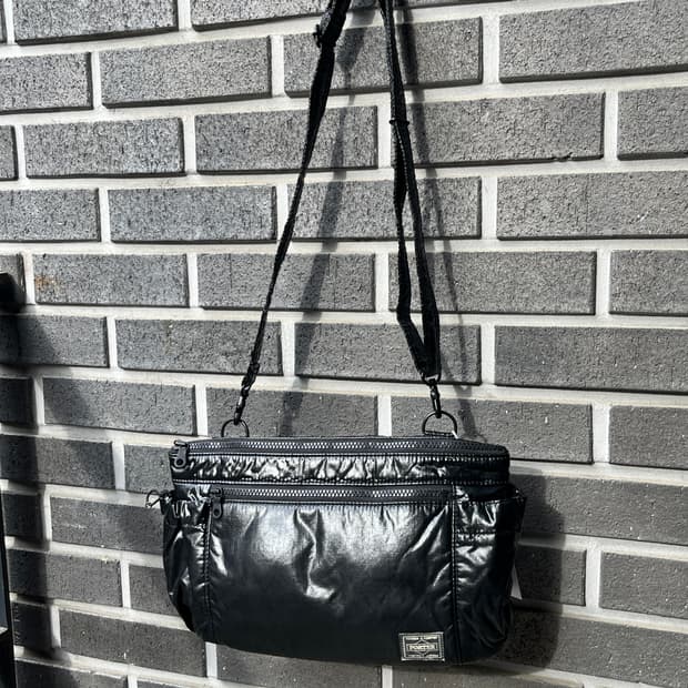 Porter 포터 글로시 백 미디움