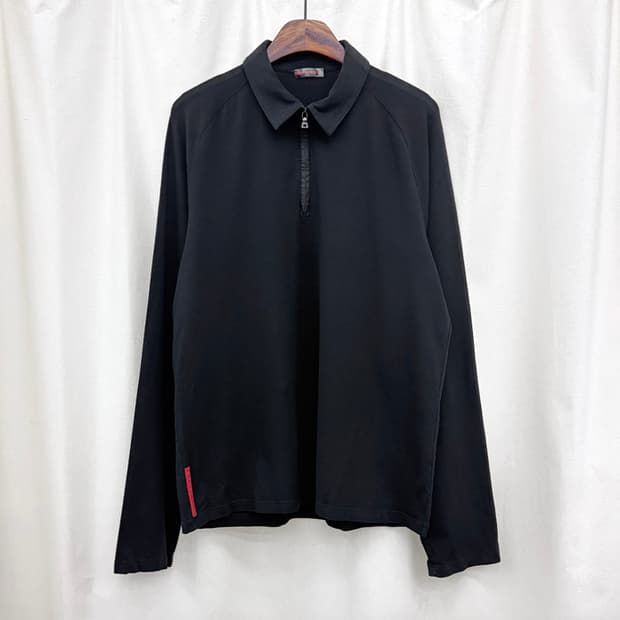 프라다 스포츠 하프집업 롱슬리브