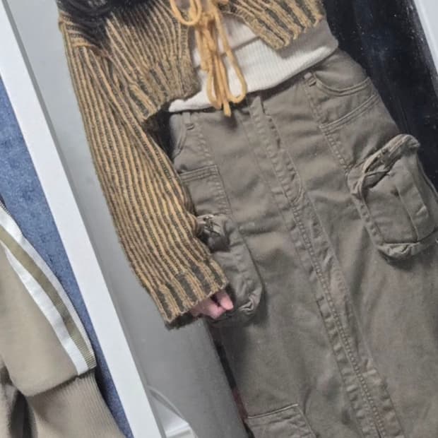 그런지y2k 크롭니트(밝은 노랑카키베이지)