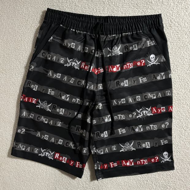 일본빈티지 디즈니 도쿄 리조트 해적 서프 하프팬츠 반바지