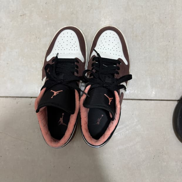 판매) 조던1 로우 SE 초콜릿 블리스