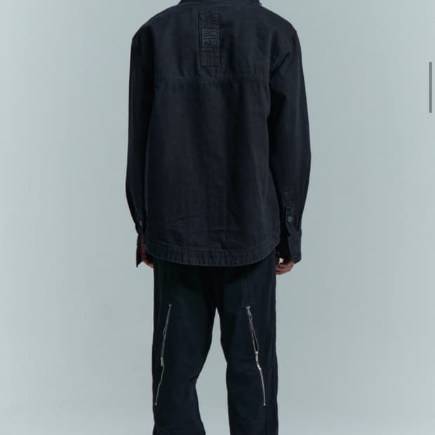 Plastic product wave zipper pant