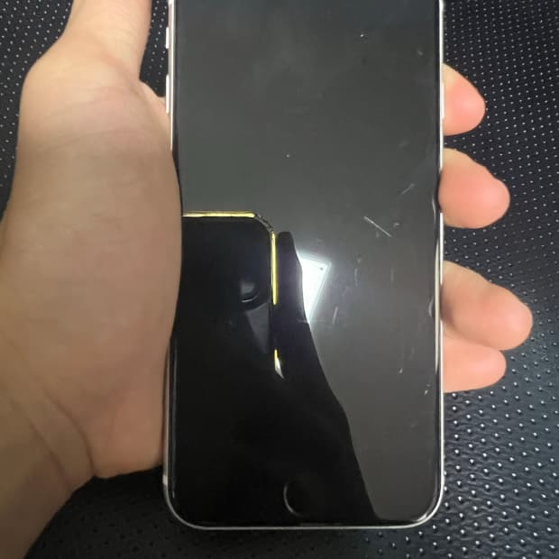 아이폰 se2 화이트