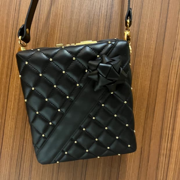 ernest w baker gift bag