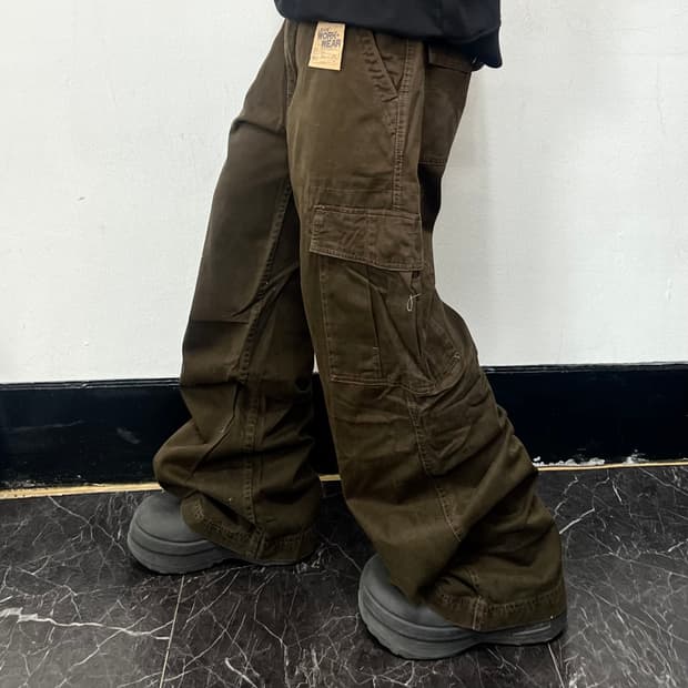 리바이스 더블포켓 카고 루즈스트레이트 팬츠 브라운