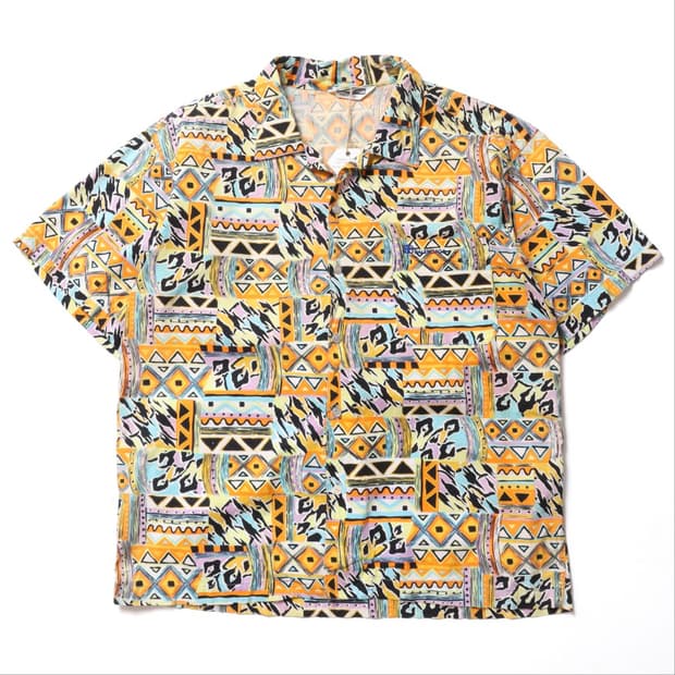 발렌시아가 Balenciaga Half Shirt
