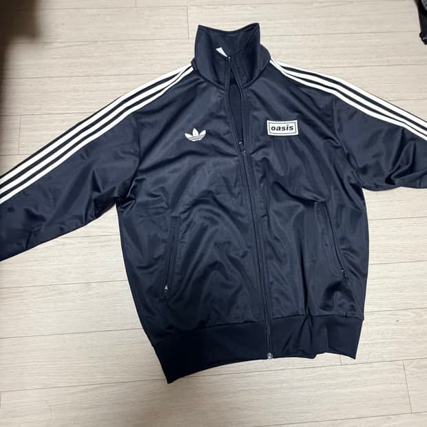 아디다스 오아시스 져지 트랙탑 kr m사이즈