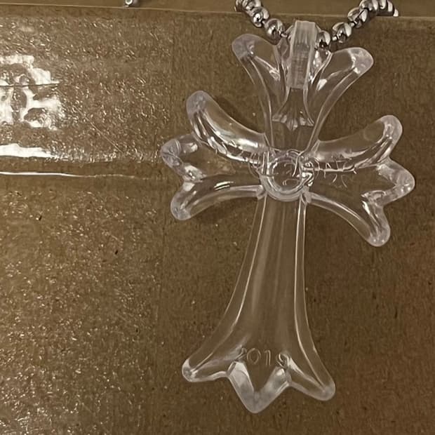 크롬하츠 아오야마 20주년 실리콘목걸이 클리어 