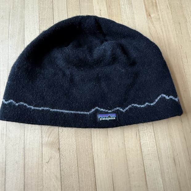 파타고니아 마운틴 라인 니트 비니