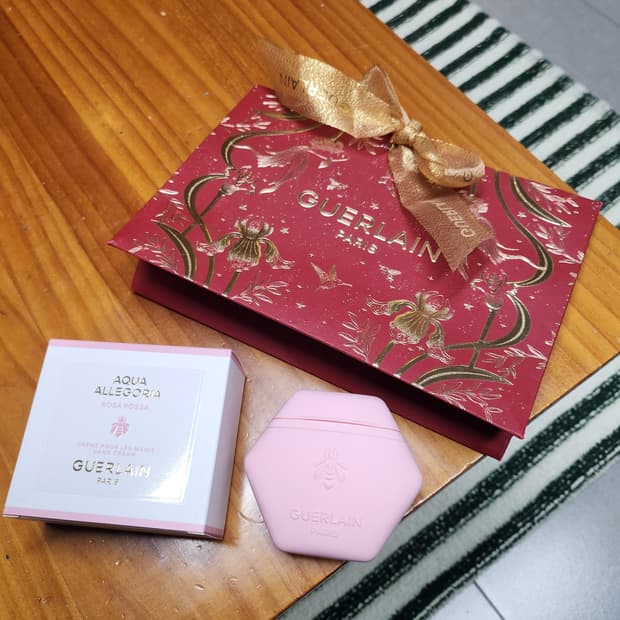 *새상품* 겔랑 핸드크림/ 연말선물 