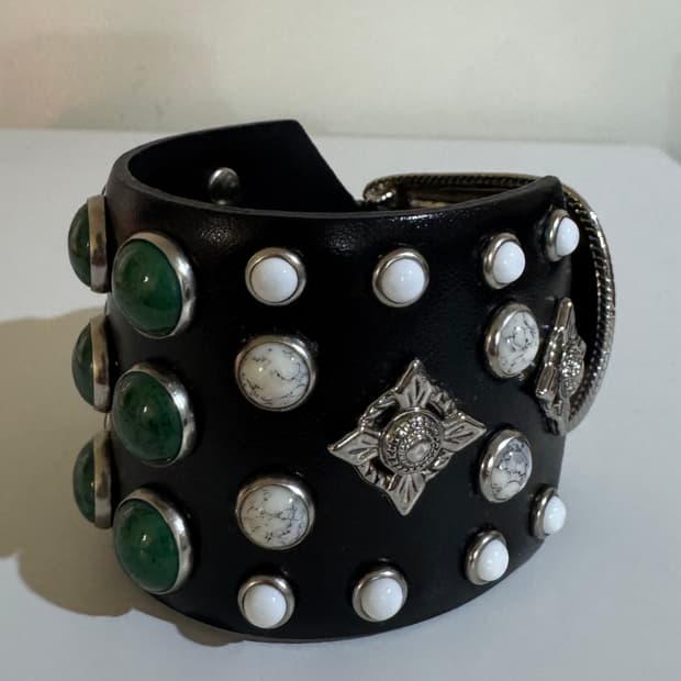 toga 가죽 스터드 웨스턴 블레스릿