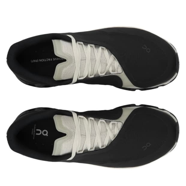 온러닝 x 파프 클라우드몬스터 하이퍼 블랙