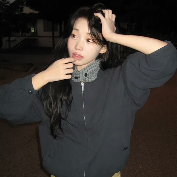 영앤리치 메이드 하이넥 디테일 네이비 체크 카라 자켓