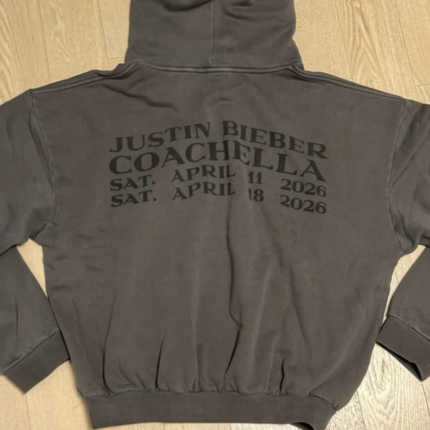 Skylrk Swag Coachella Hoodie (Black) - L
