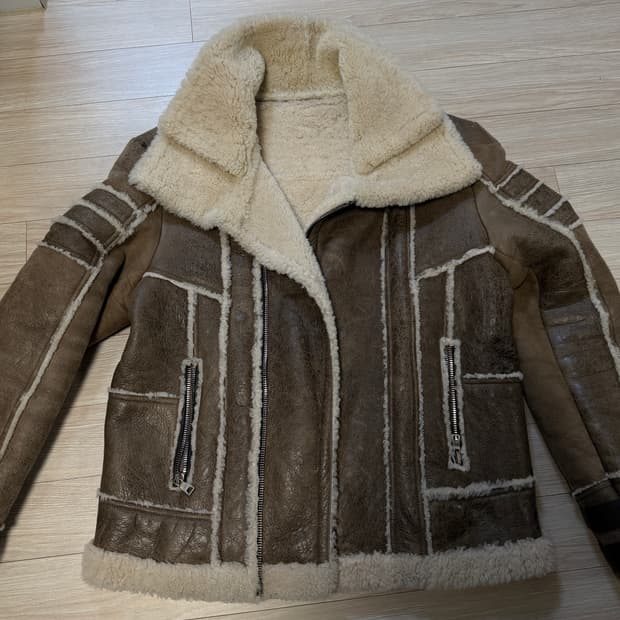 발망 무스탕 54사이즈