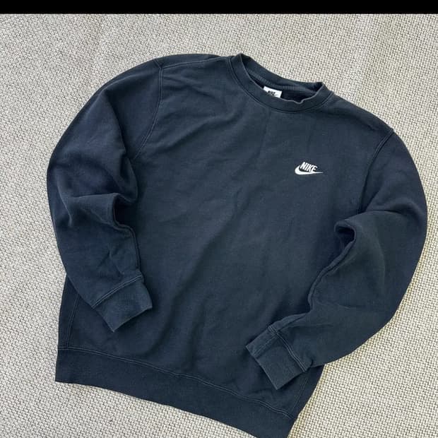 나이키 맨투맨 블랙 