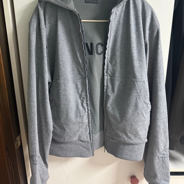 발렌시아가 리버시블 후드집업 그레이 / 카키