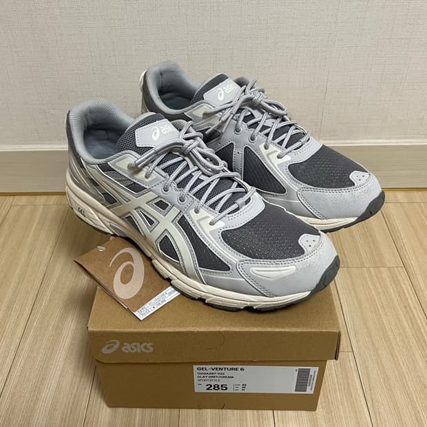 [285] 아식스 젤 벤쳐 6 SPS 클레이 그레이 크림
