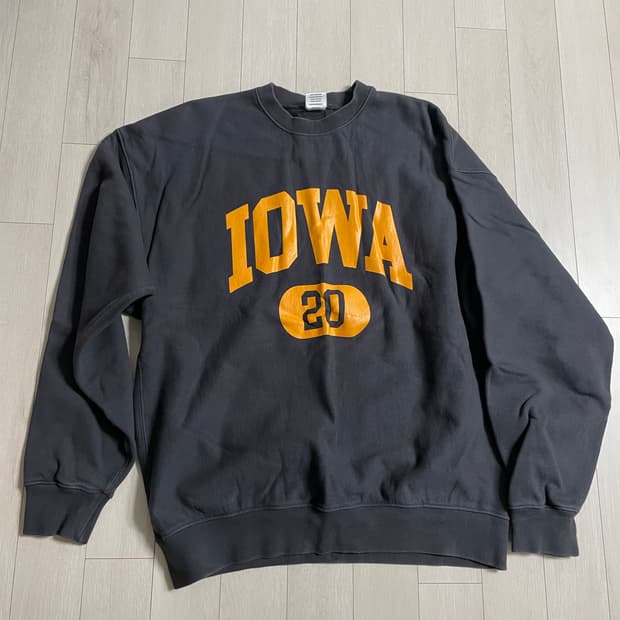 아웃스탠딩 스웻셔츠 L