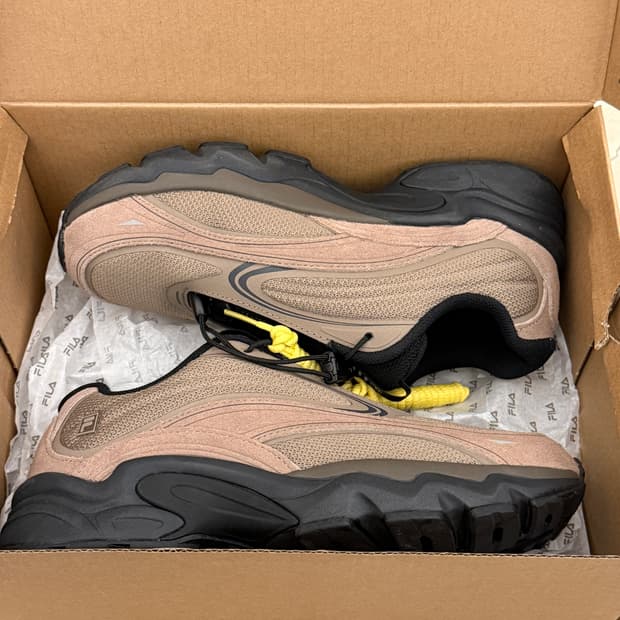 휠라 PANTERA 에샤페 브라운 운동화 235mm 새상품