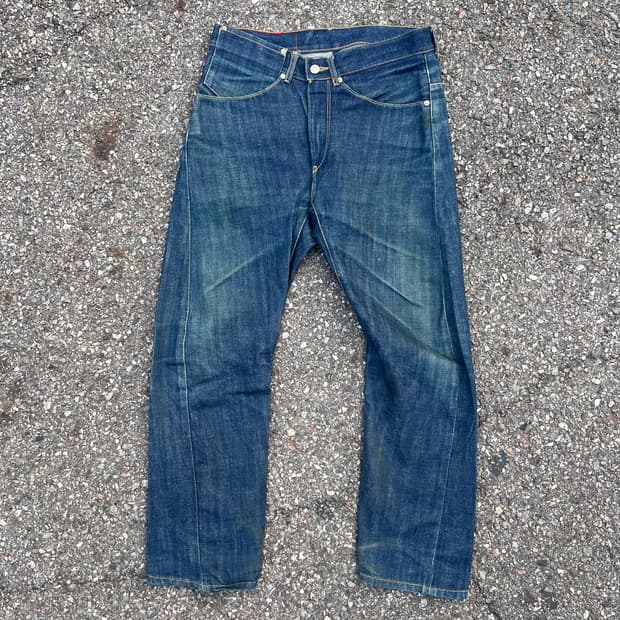 2000’s Levi’s RED 1st Slim 