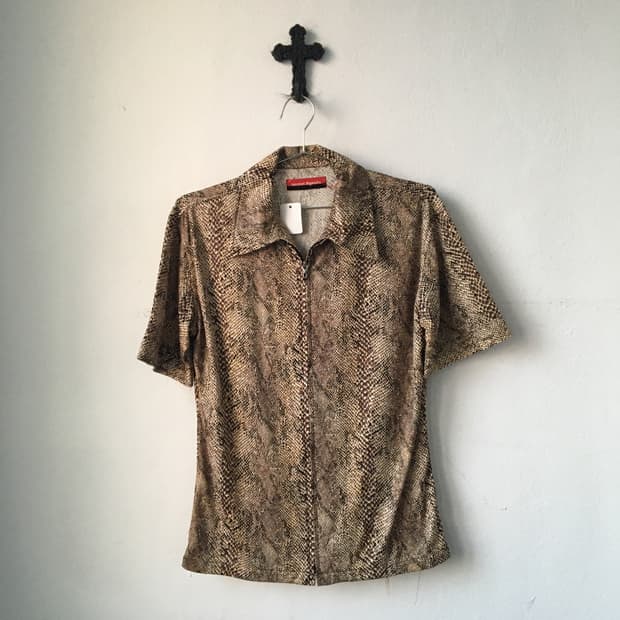 Python pattern shirt zip up