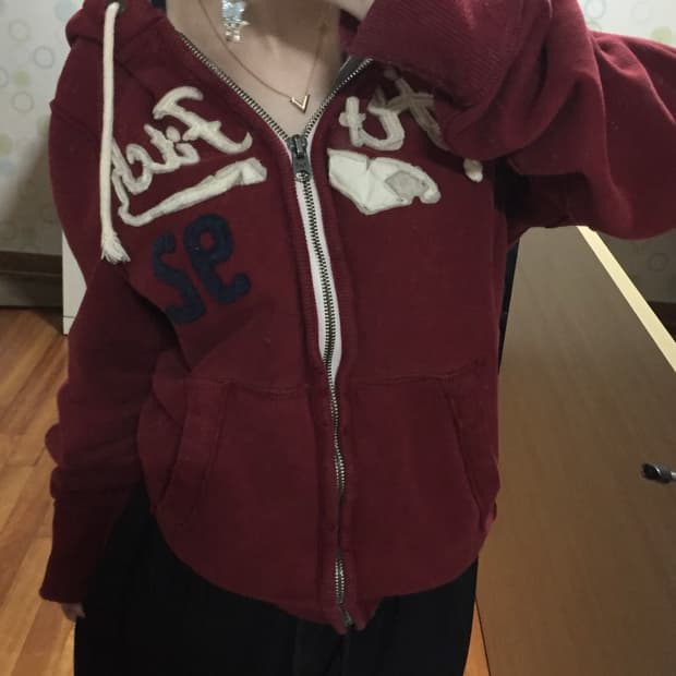 아베크롬비 버건디 데미지 디테일 후드집업