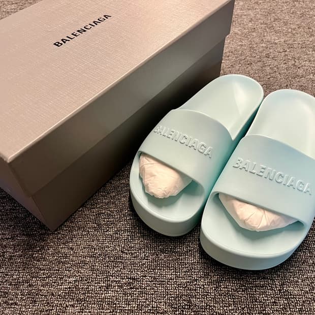 발렌시아가 청키 슬라이드 민트컬러 새제품 38 