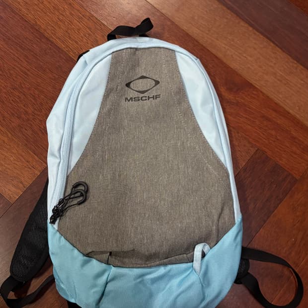 미스치프 백팩