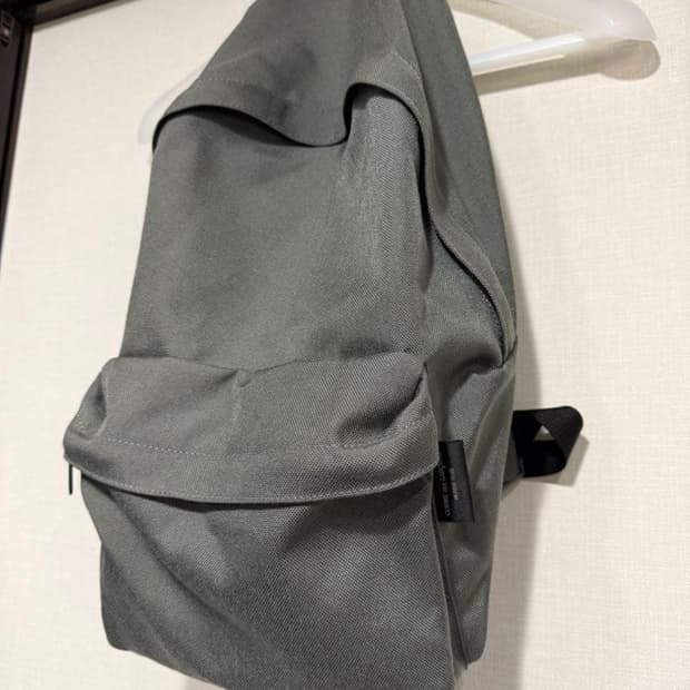 꼼데가르송 옴므 플러스 그레이 백팩