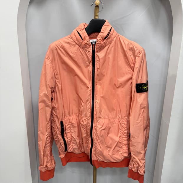 스톤아일랜드 크링크랩스 바람막이 L 