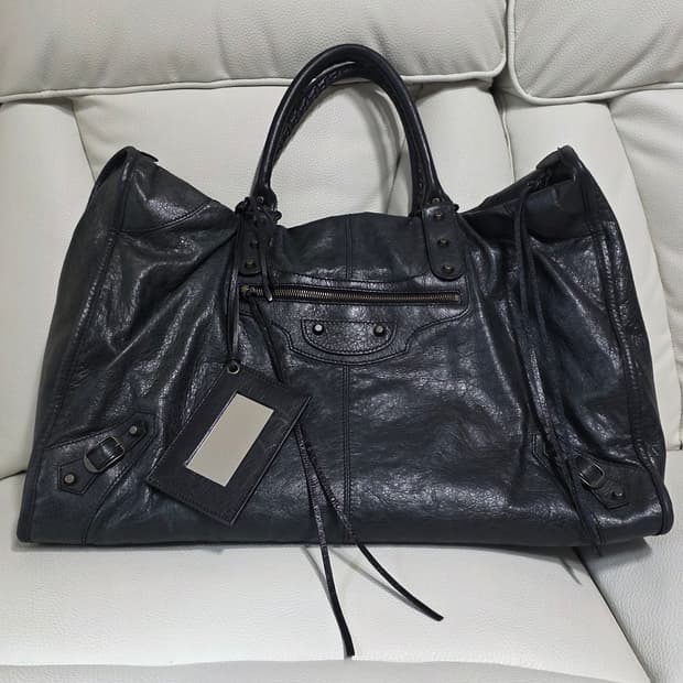 발렌시아가 모터백 위켄더 블랙 다크그린 + 주문제작 이너백