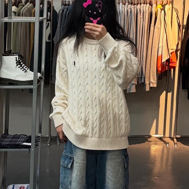 예일 미니멀 꽈배기 스웨터 화이트 A1423