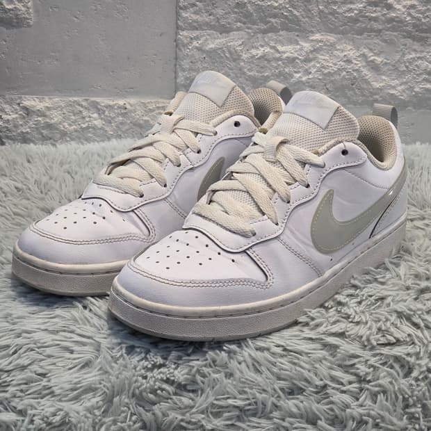 1q-23:나이키 코트 버로우 로우 GS 화이트(235)