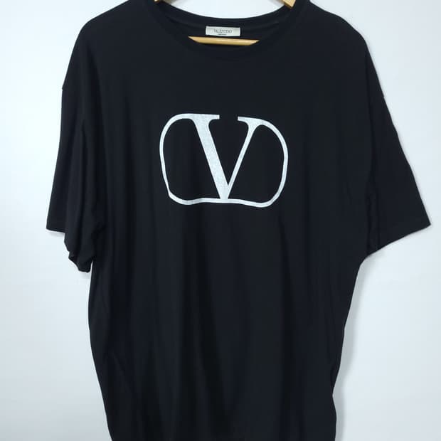 발렌티노 V 로고 반팔티 M (100-105)