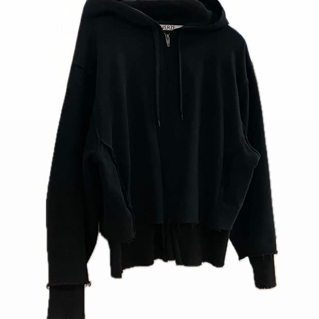 PERVERZE damage hood zipup 퍼버즈 데미지 후드집업
