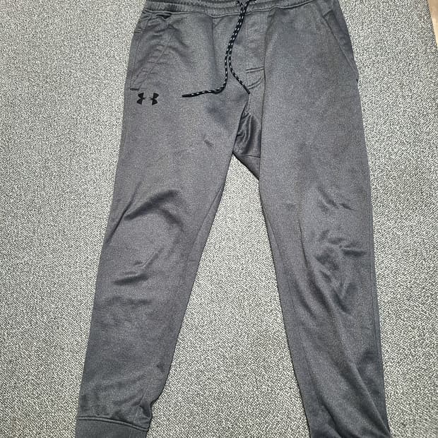 언더아머 조거팬츠  그레이 컬러  XL 32 인치