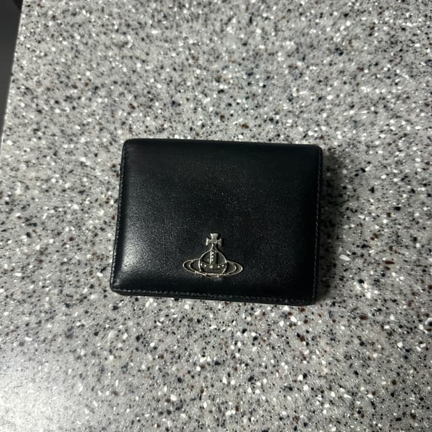 비비안웨스트 반지갑