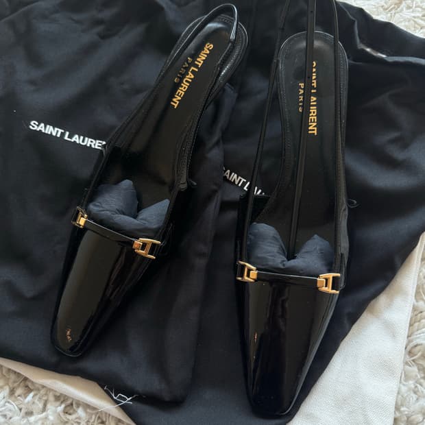 생로랑 블랙 페이던트 슬링백 힐