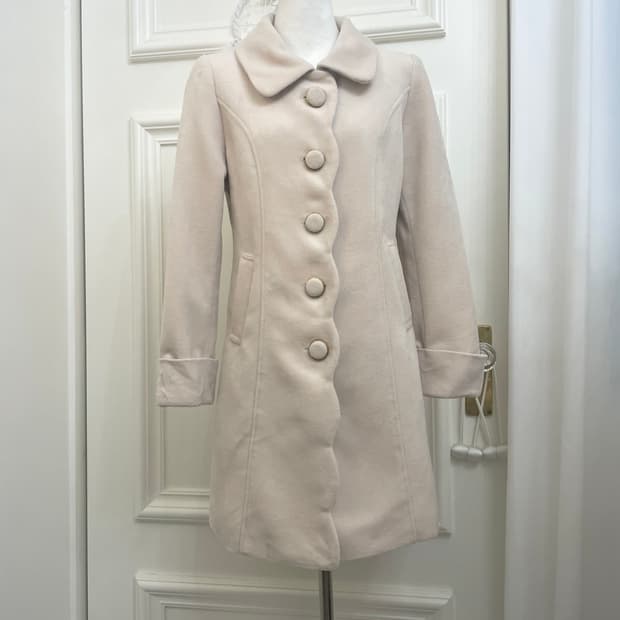 pink cream lovely wave back bow coat