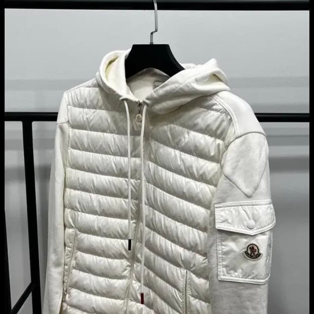 몽클레어 니트패딩 화이트