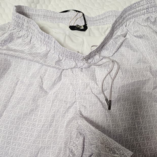 펜디수영복판매합니다