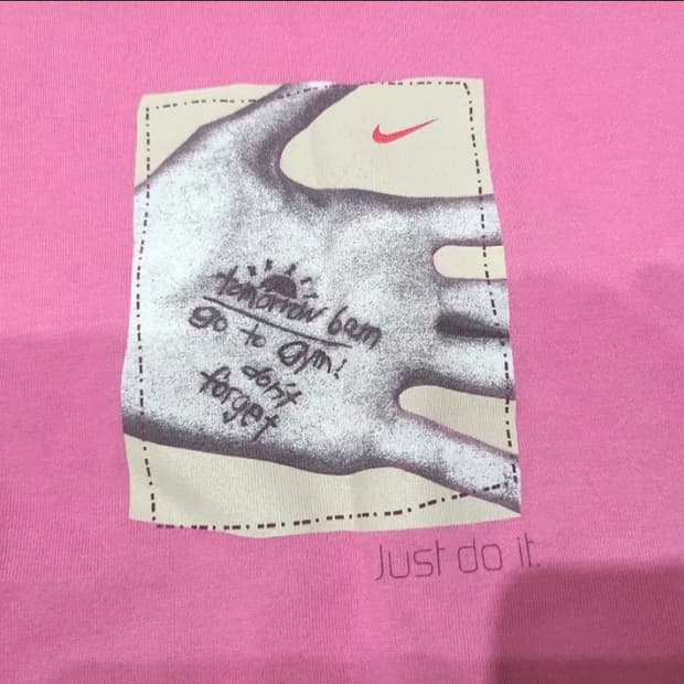 나이키 핑크 반팔 티셔츠