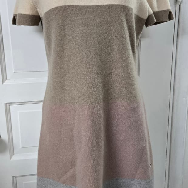 포근한 울 배색 니트원피스