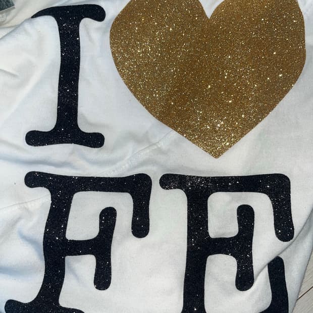 (새상품)[fa.er.ie] cowl neck button t-shirt