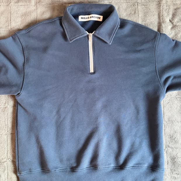 밀로 반집업 맨투맨