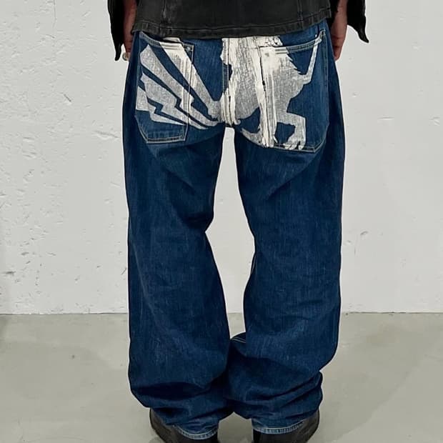 SANTASTIC! 🐒🏏  saru denim pants 