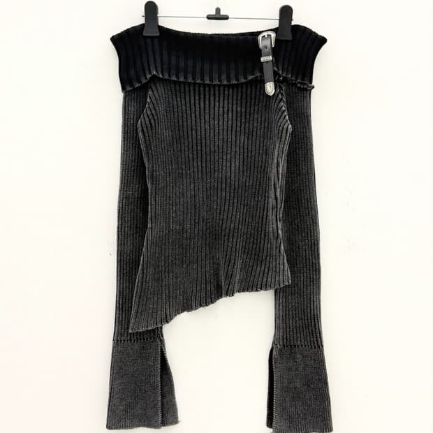 벨티드 오프숄더 